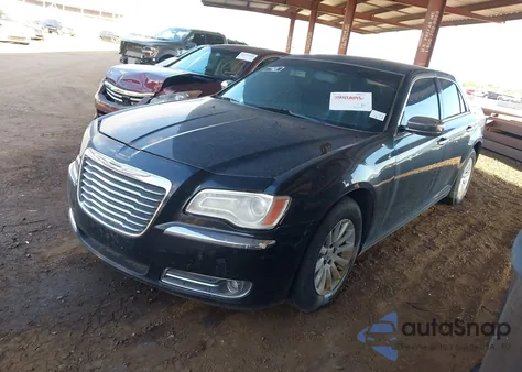 2012 Chrysler 300 Limited z USA, uszkodzony, nr VIN 2C3CCACG2CH113214